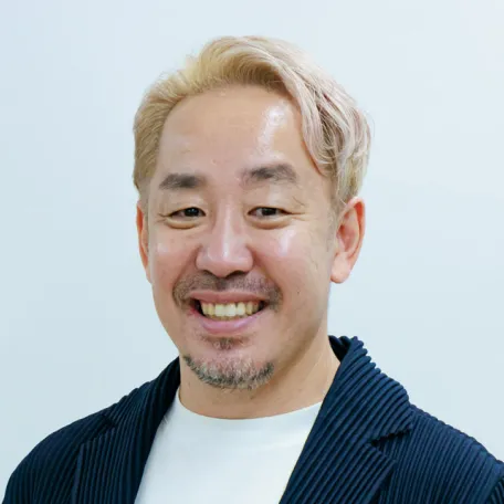 南　章行