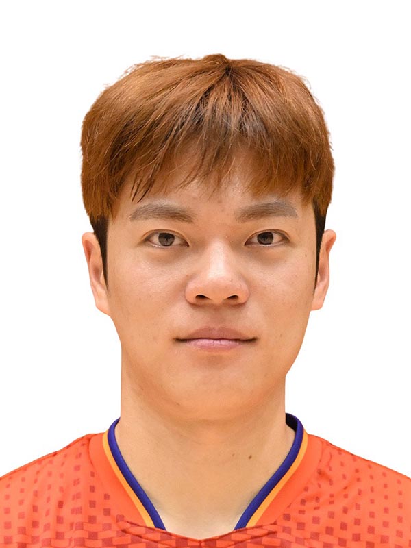チョ スンミン選手の写真