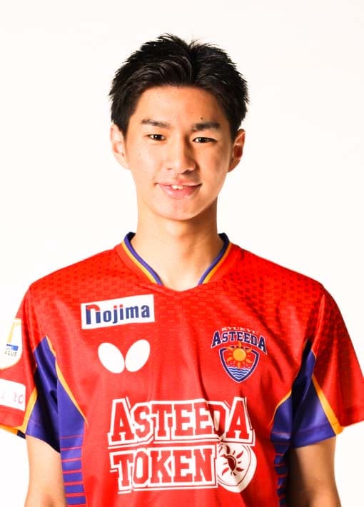 岡野 俊介選手の写真
